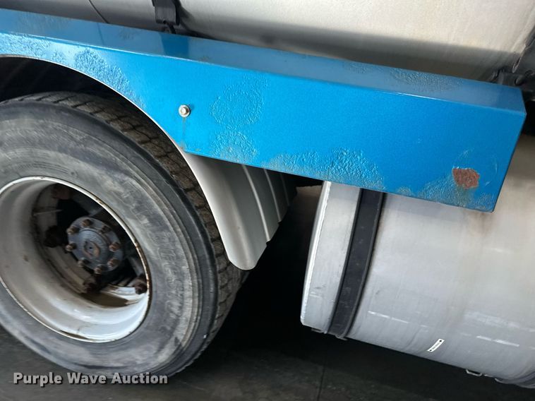 image for item DV0601 1990 Ford L8000 sewer jetter truck