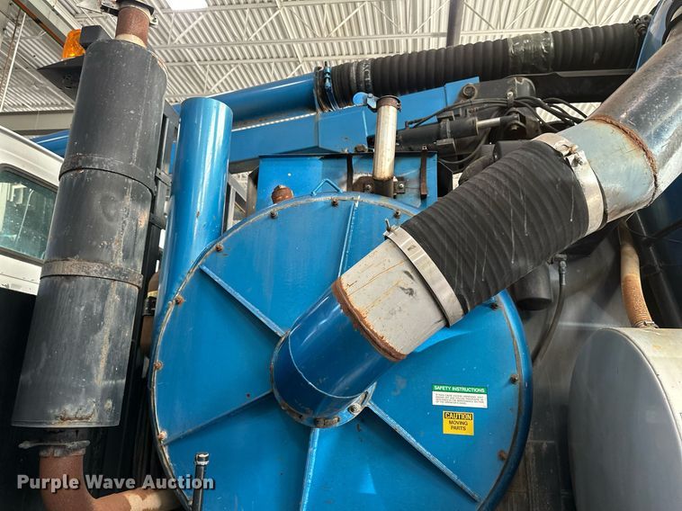 image for item DV0601 1990 Ford L8000 sewer jetter truck