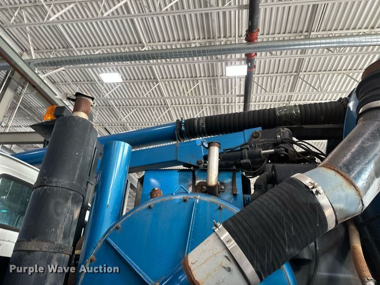 image for item DV0601 1990 Ford L8000 sewer jetter truck