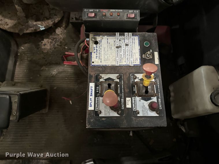 image for item DV0601 1990 Ford L8000 sewer jetter truck