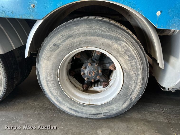 image for item DV0601 1990 Ford L8000 sewer jetter truck