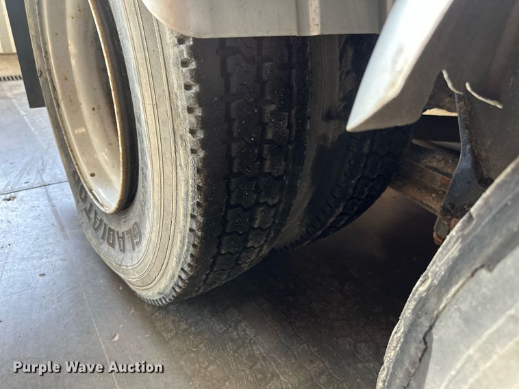 image for item DV0601 1990 Ford L8000 sewer jetter truck