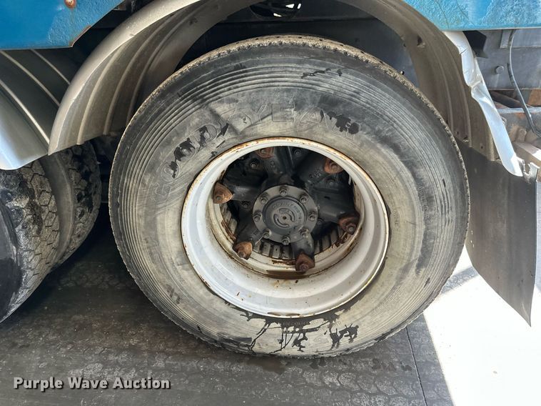 image for item DV0601 1990 Ford L8000 sewer jetter truck