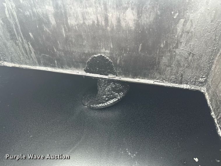 image for item DV0604 2013 Cimline 230 Magma  melter applicator