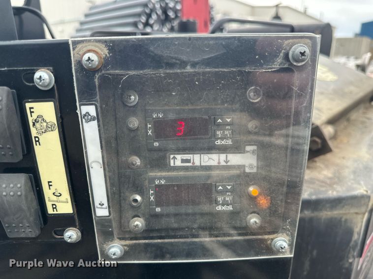 image for item DV0604 2013 Cimline 230 Magma  melter applicator