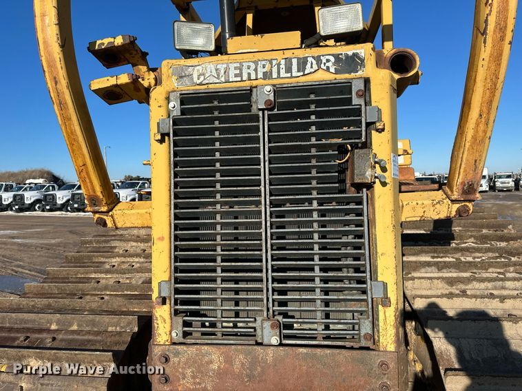 image for item DV0610 1987 Caterpillar  D6H LGP dozer