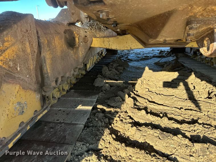 image for item DV0610 1987 Caterpillar  D6H LGP dozer