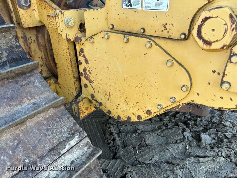 image for item DV0610 1987 Caterpillar  D6H LGP dozer