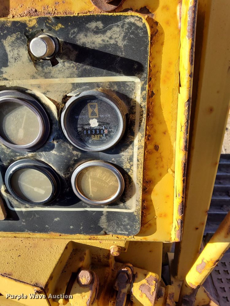image for item DV0610 1987 Caterpillar  D6H LGP dozer