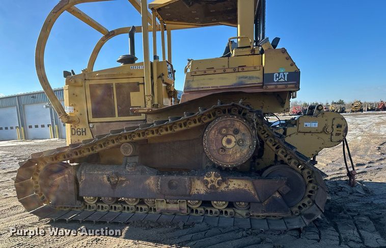 image for item DV0610 1987 Caterpillar  D6H LGP dozer