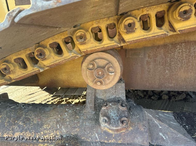 image for item DV0610 1987 Caterpillar  D6H LGP dozer