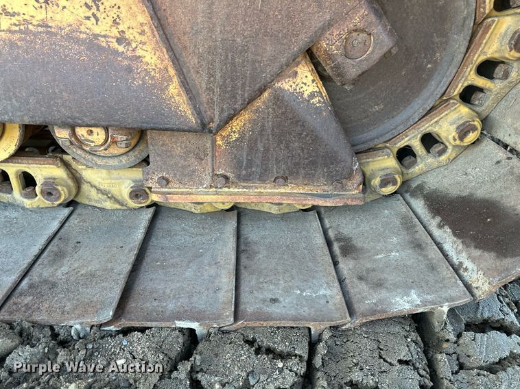 image for item DV0610 1987 Caterpillar  D6H LGP dozer