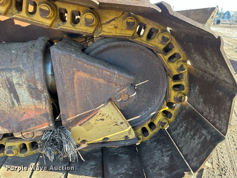 image for item DV0610 1987 Caterpillar  D6H LGP dozer
