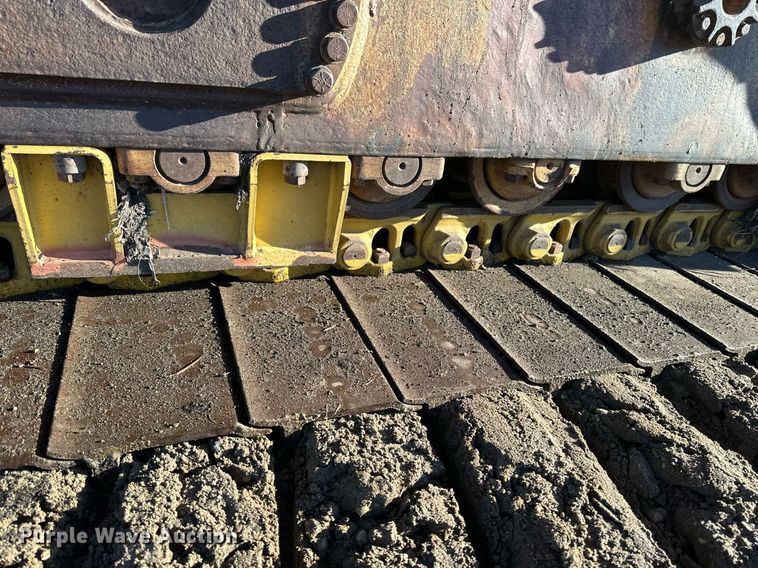 image for item DV0610 1987 Caterpillar  D6H LGP dozer