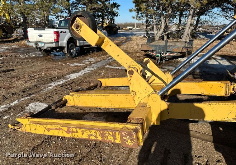 image for item DV0611 1987 Caterpillar  D6H LGP cable plow