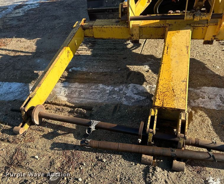 image for item DV0611 1987 Caterpillar  D6H LGP cable plow