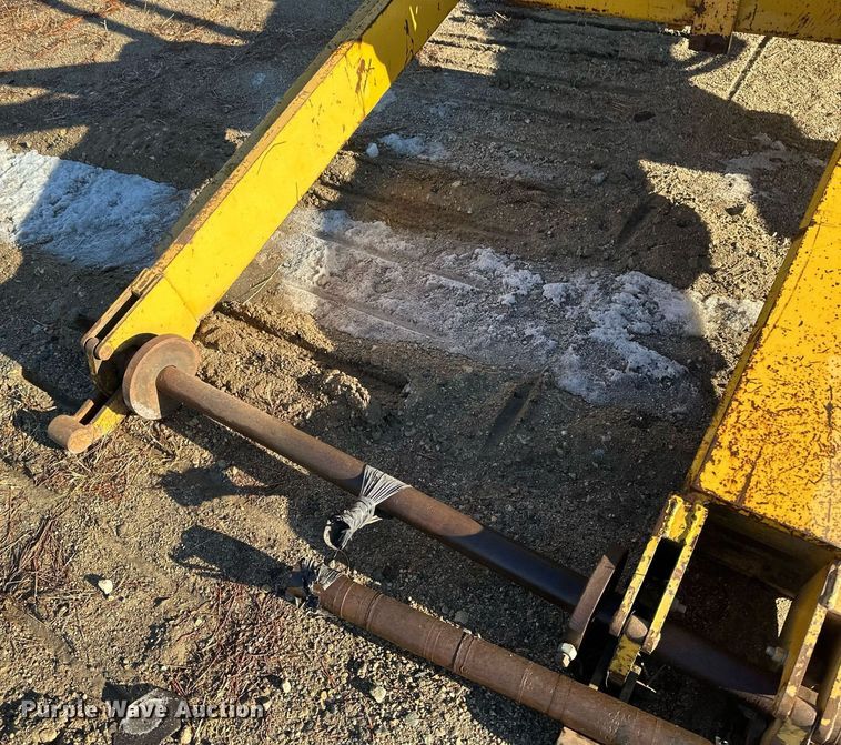 image for item DV0611 1987 Caterpillar  D6H LGP cable plow