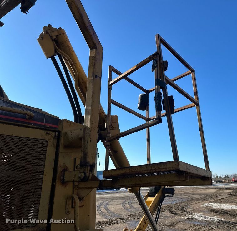 image for item DV0611 1987 Caterpillar  D6H LGP cable plow