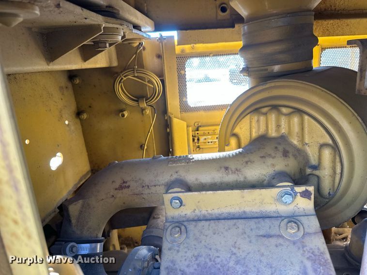 image for item DV0611 1987 Caterpillar  D6H LGP cable plow