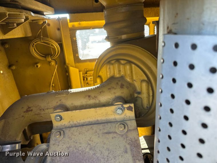 image for item DV0611 1987 Caterpillar  D6H LGP cable plow