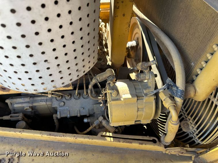 image for item DV0611 1987 Caterpillar  D6H LGP cable plow