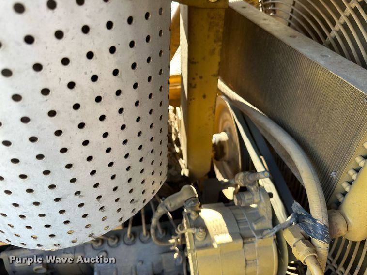 image for item DV0611 1987 Caterpillar  D6H LGP cable plow