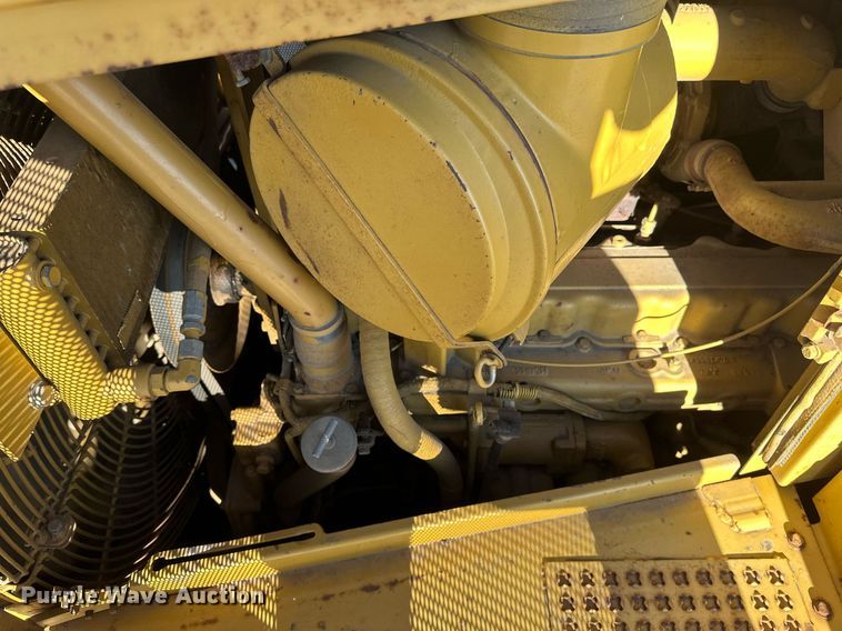 image for item DV0611 1987 Caterpillar  D6H LGP cable plow