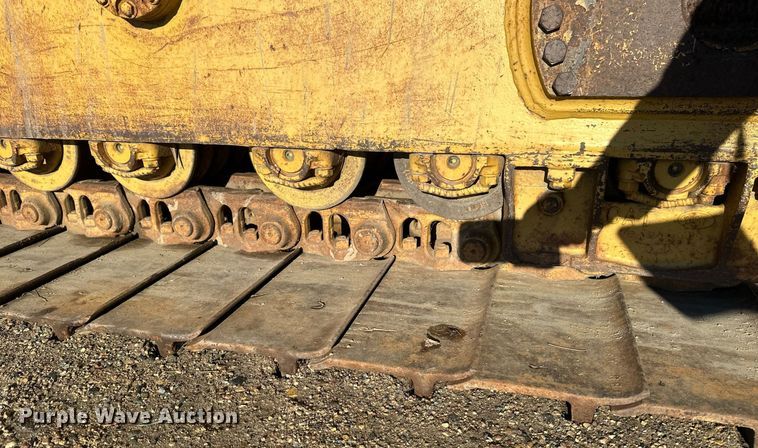 image for item DV0611 1987 Caterpillar  D6H LGP cable plow