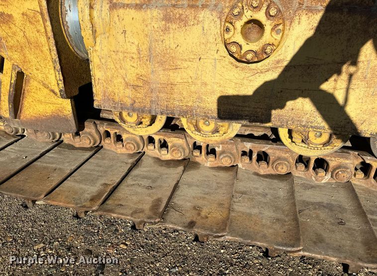 image for item DV0611 1987 Caterpillar  D6H LGP cable plow