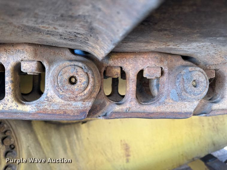 image for item DV0611 1987 Caterpillar  D6H LGP cable plow