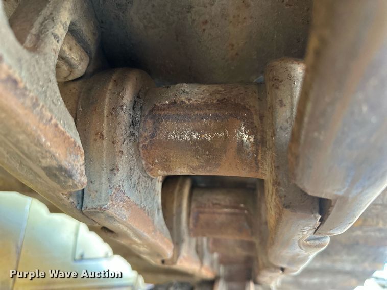 image for item DV0611 1987 Caterpillar  D6H LGP cable plow