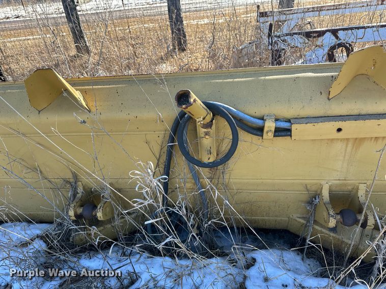 image for item DV0611 1987 Caterpillar  D6H LGP cable plow