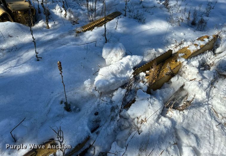 image for item DV0611 1987 Caterpillar  D6H LGP cable plow