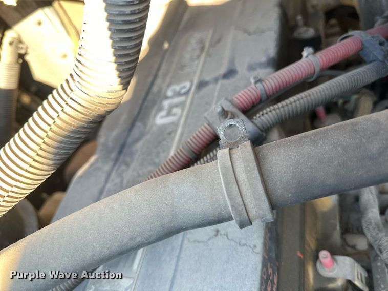 image for item DV0612 2007 Freightliner  Columbia flatbed truck with mud mixing system