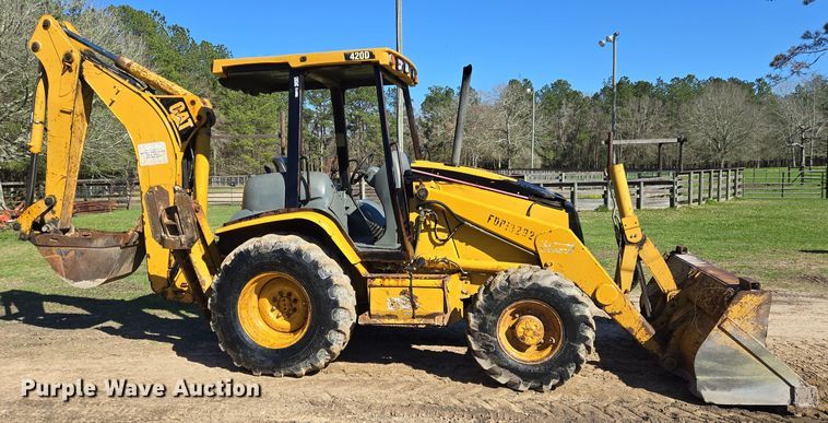 image for item DV1275 2003 Caterpillar 420D backhoe