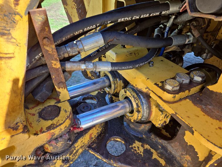 image for item DV1275 2003 Caterpillar 420D backhoe