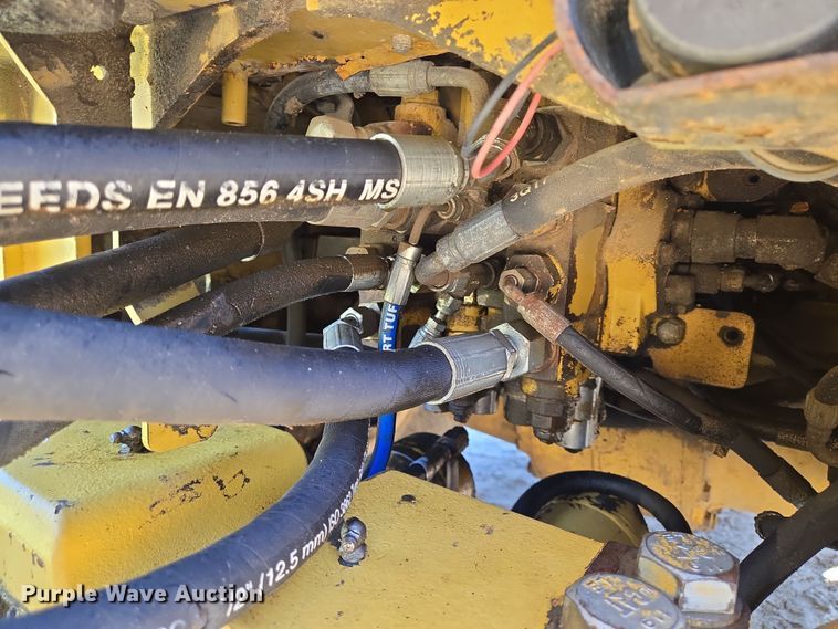 image for item DV1275 2003 Caterpillar 420D backhoe