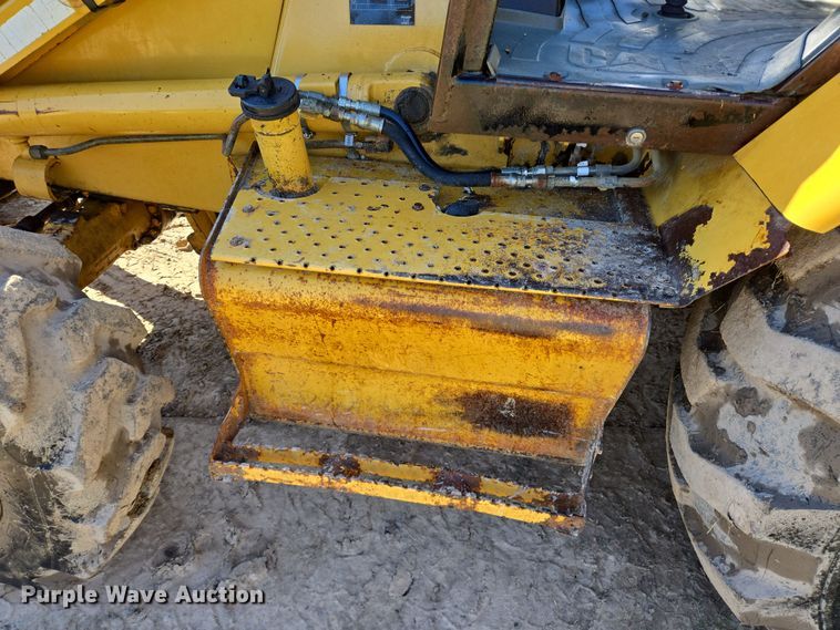 image for item DV1275 2003 Caterpillar 420D backhoe