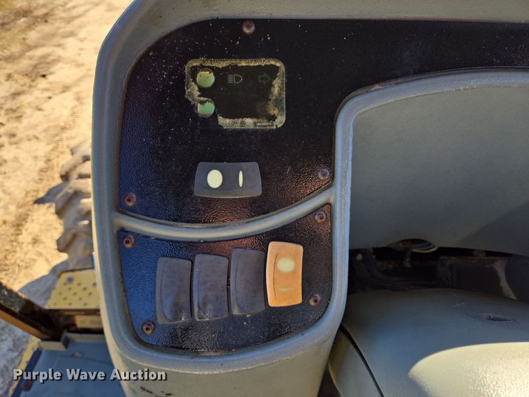 image for item DV1275 2003 Caterpillar 420D backhoe