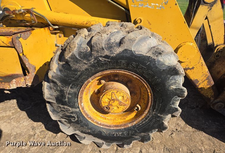 image for item DV1275 2003 Caterpillar 420D backhoe