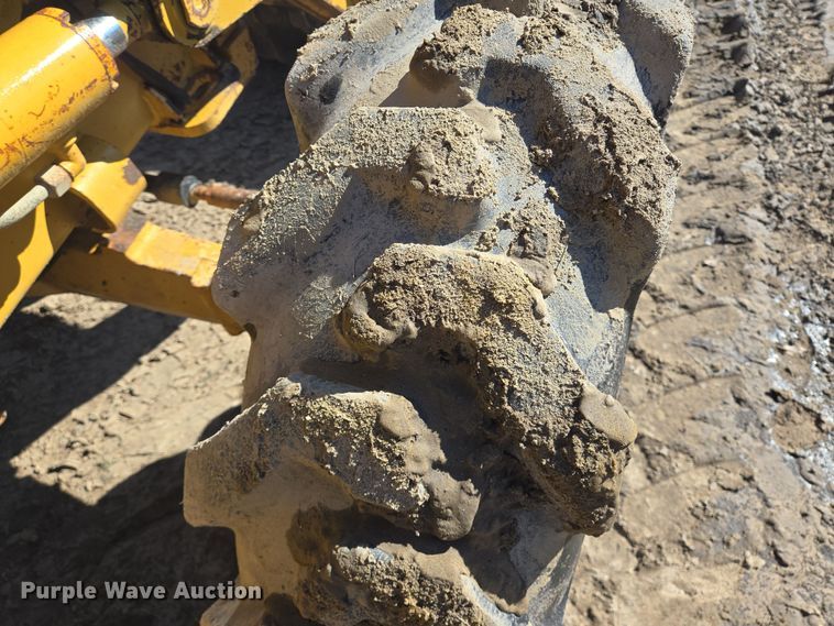 image for item DV1275 2003 Caterpillar 420D backhoe