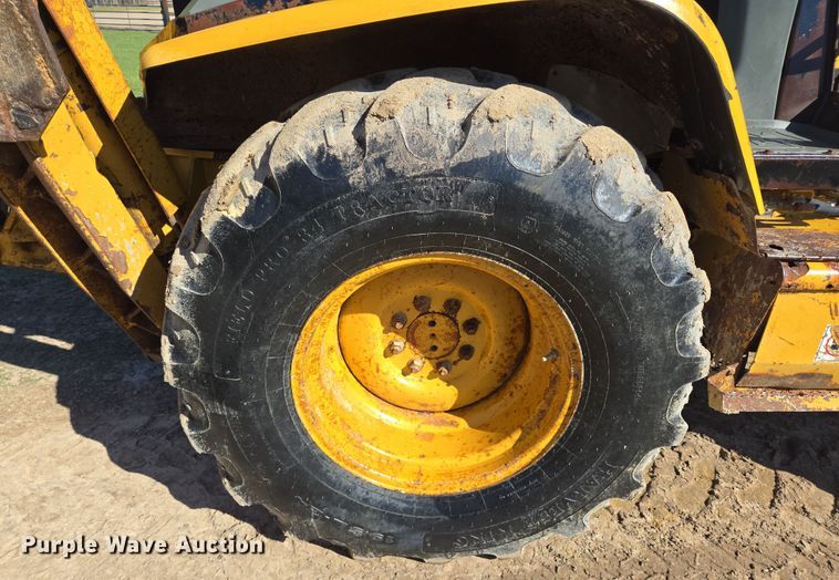 image for item DV1275 2003 Caterpillar 420D backhoe