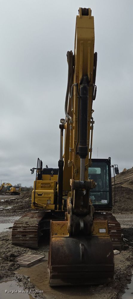 image for item DV1280 2016 Caterpillar 330F L excavator