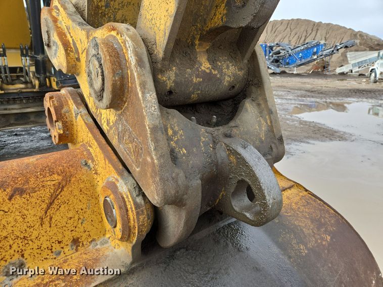 image for item DV1280 2016 Caterpillar 330F L excavator