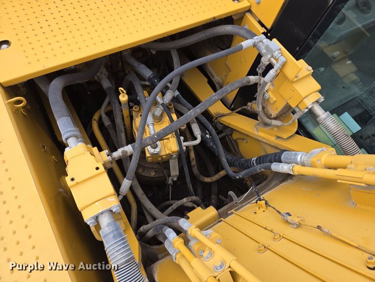 image for item DV1280 2016 Caterpillar 330F L excavator