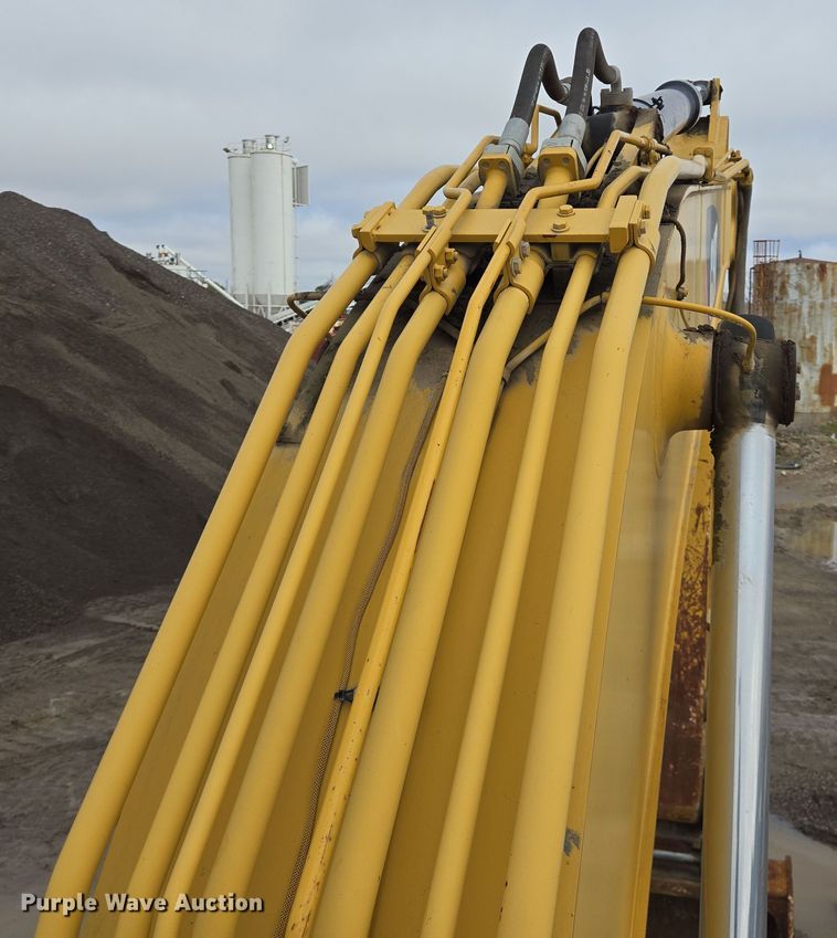 image for item DV1280 2016 Caterpillar 330F L excavator