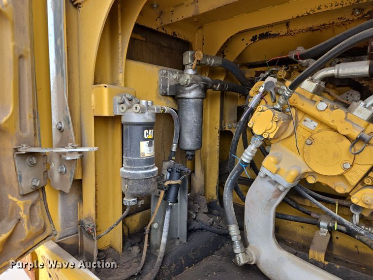 image for item DV1280 2016 Caterpillar 330F L excavator