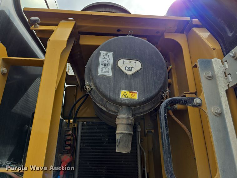 image for item DV1280 2016 Caterpillar 330F L excavator