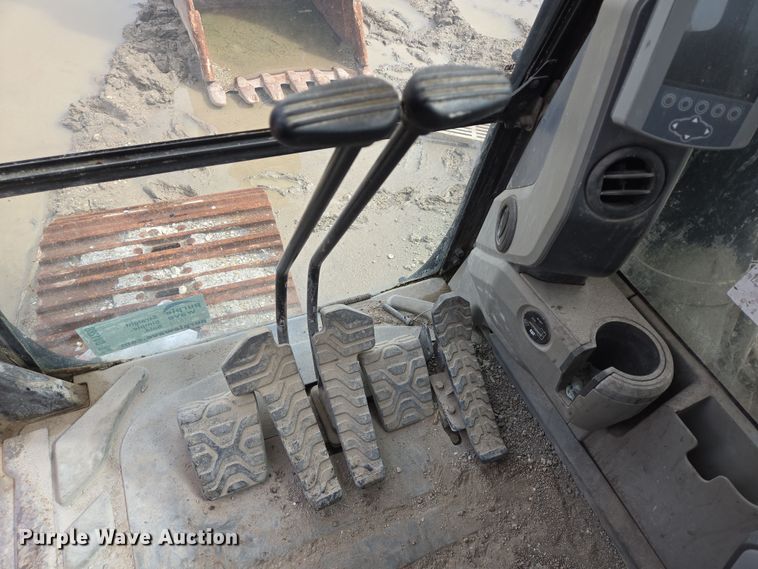 image for item DV1280 2016 Caterpillar 330F L excavator