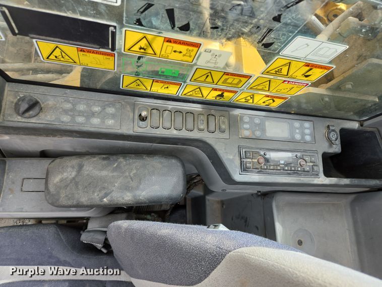 image for item DV1280 2016 Caterpillar 330F L excavator